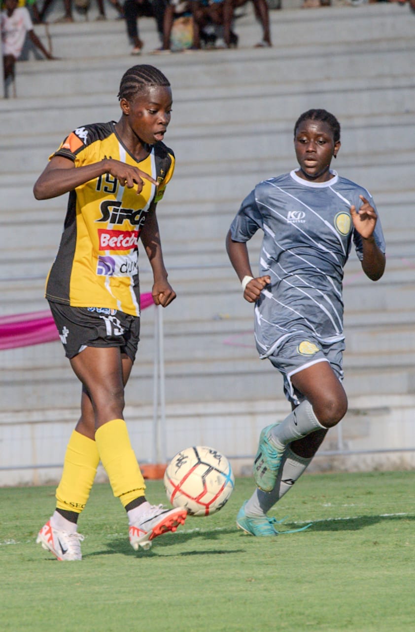 FOOTBALL FÉMININ