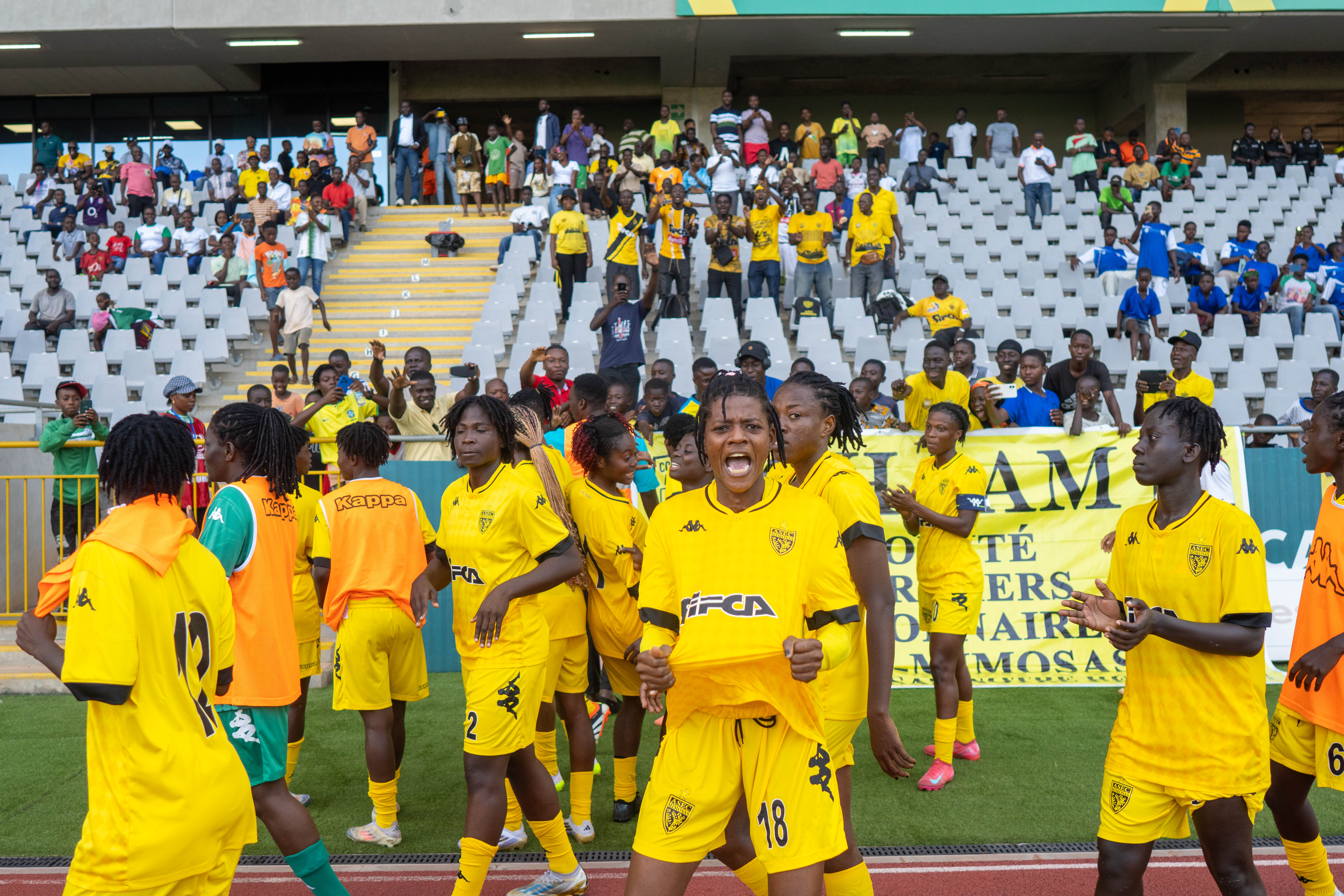 FOOTBALL FÉMININ