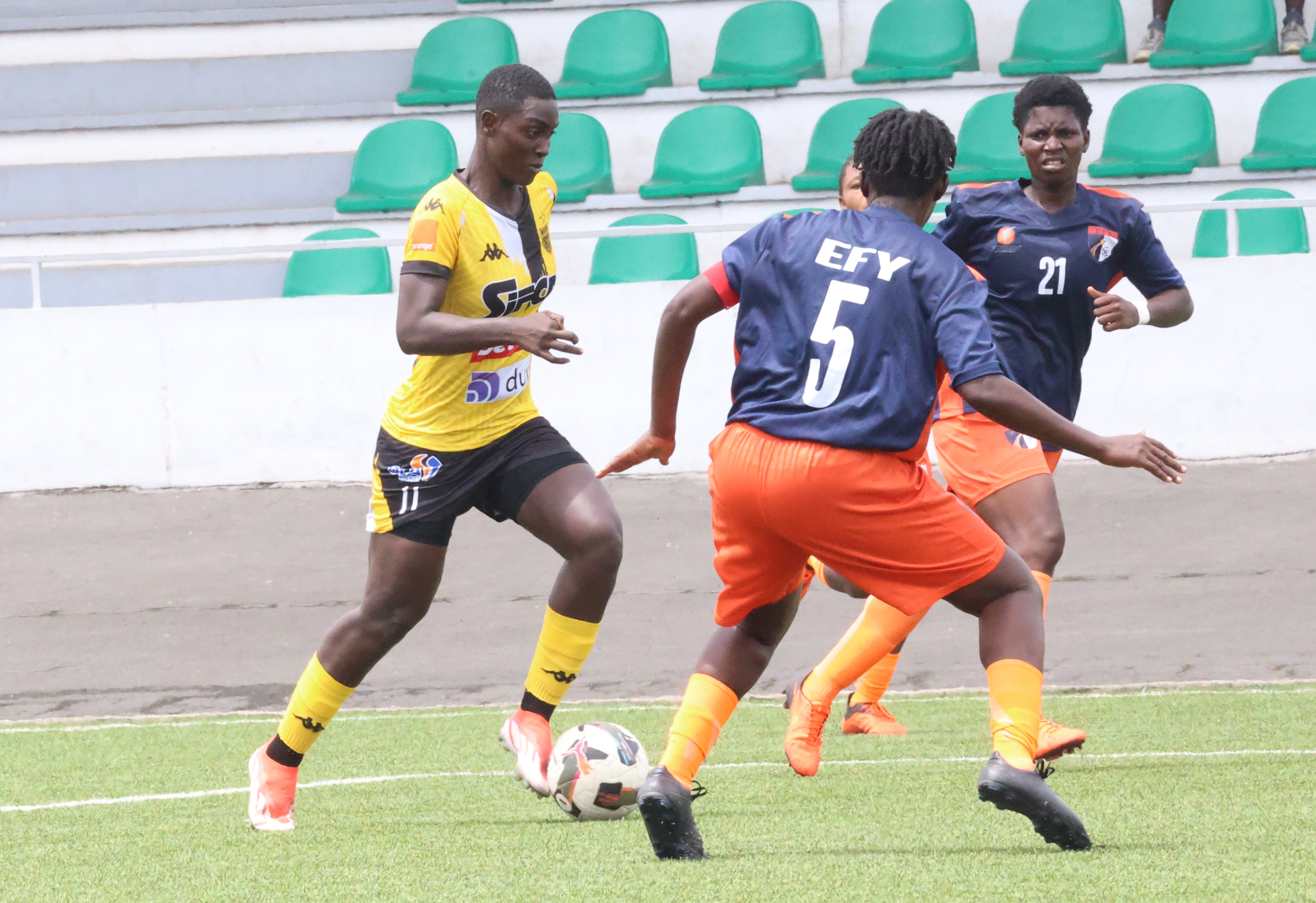 FOOTBALL FEMININ
