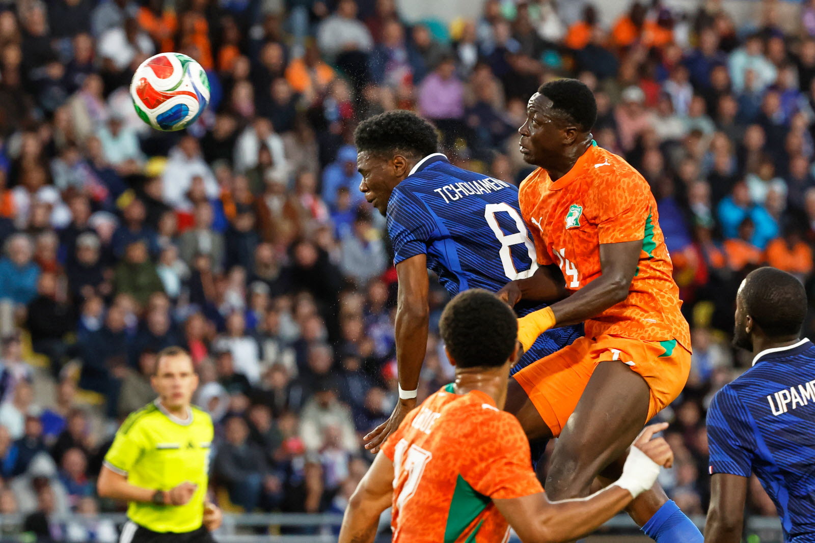 Éditorial : Vive le football !