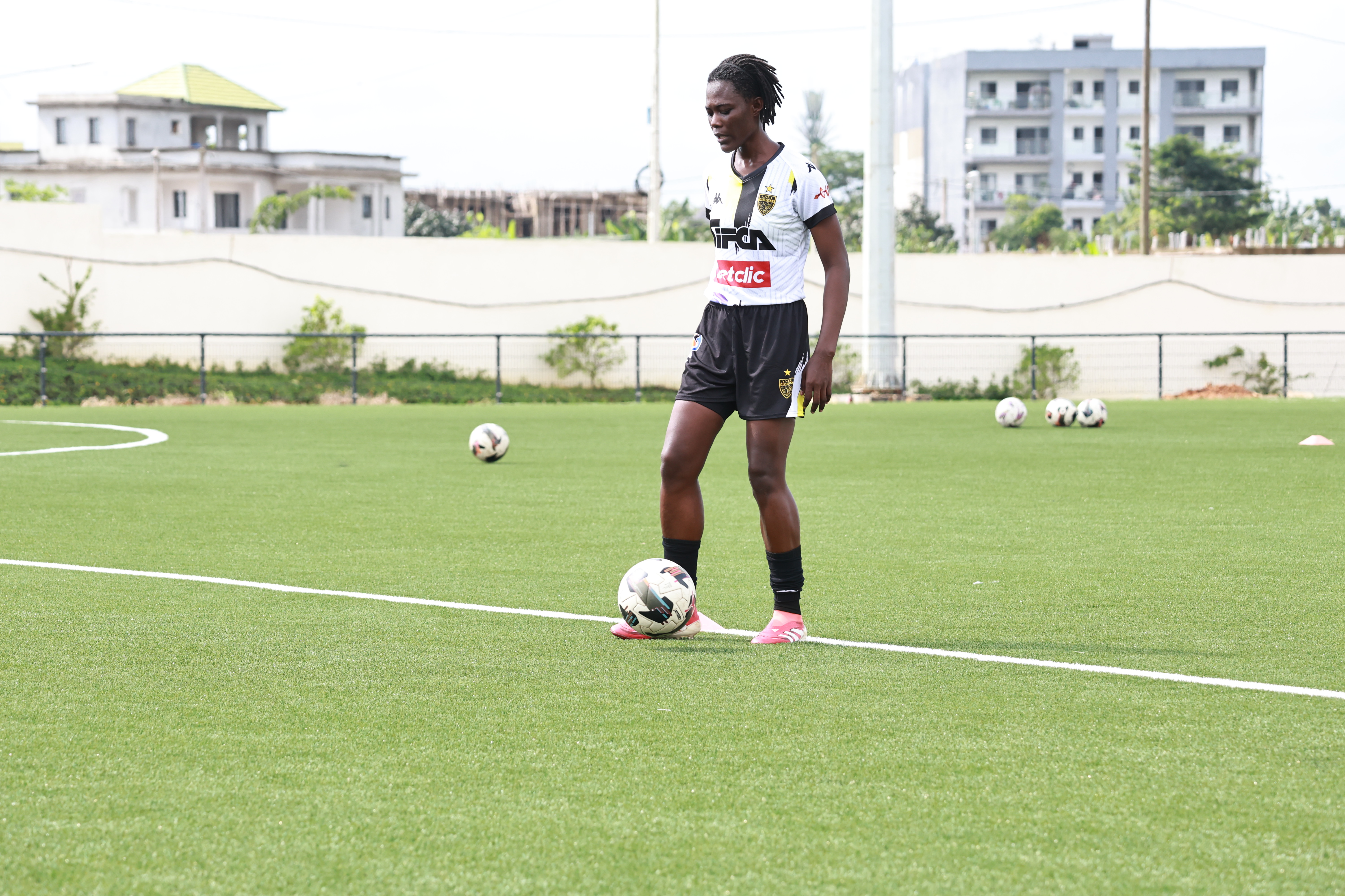 FOOTBALL FÉMININ